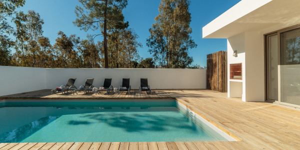 Proyectos de Reformas Integrales Valdenuño Fernández · Reformas de Piscinas